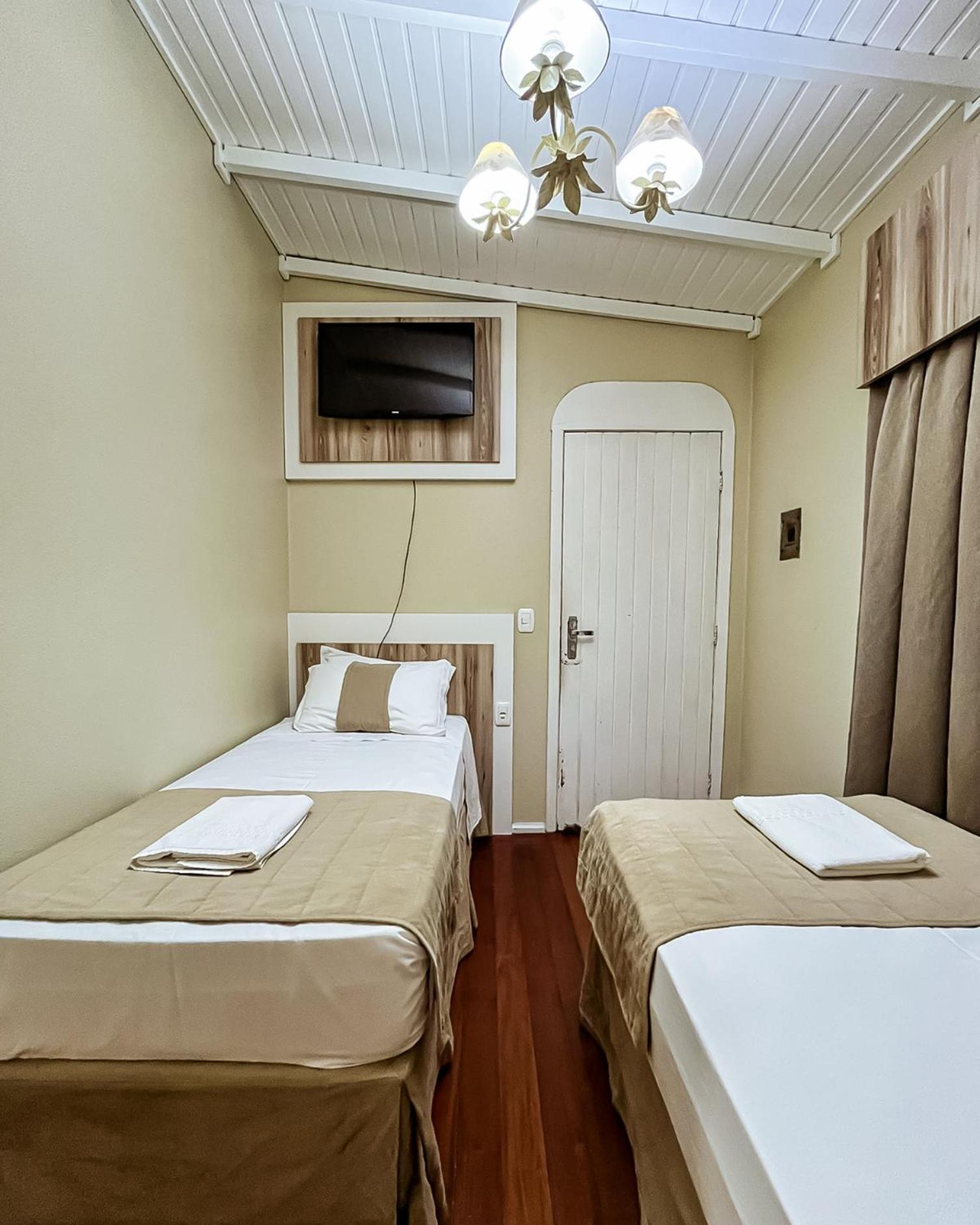 Hotel Pequeno Bosque 3*