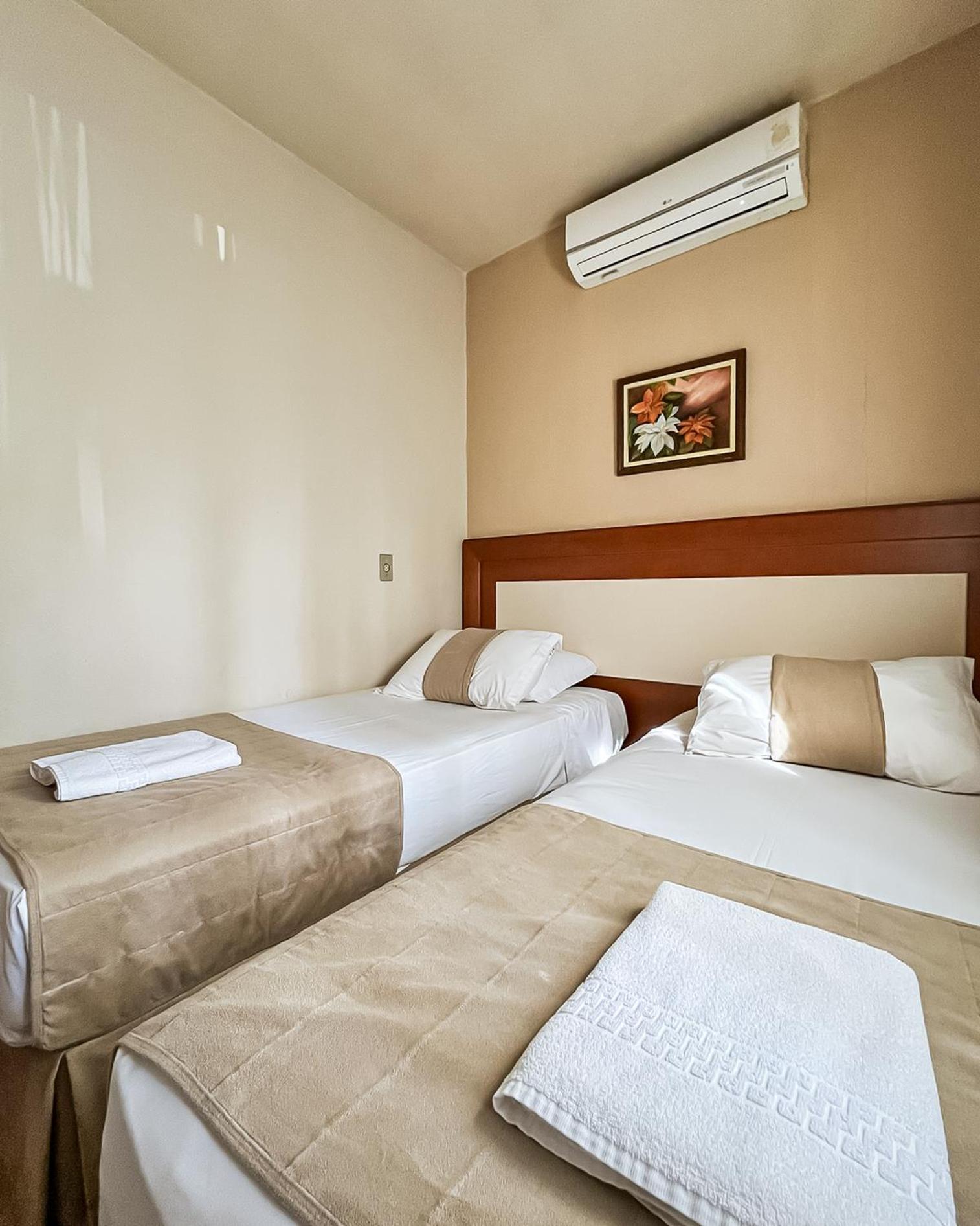 Pequeno Bosque Hotel