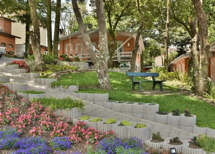 Hotel Pequeno Bosque