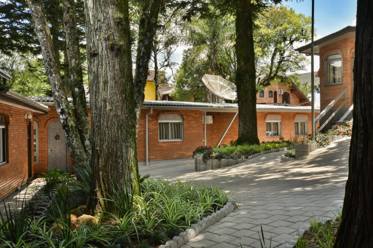 Pequeno Bosque Hotel