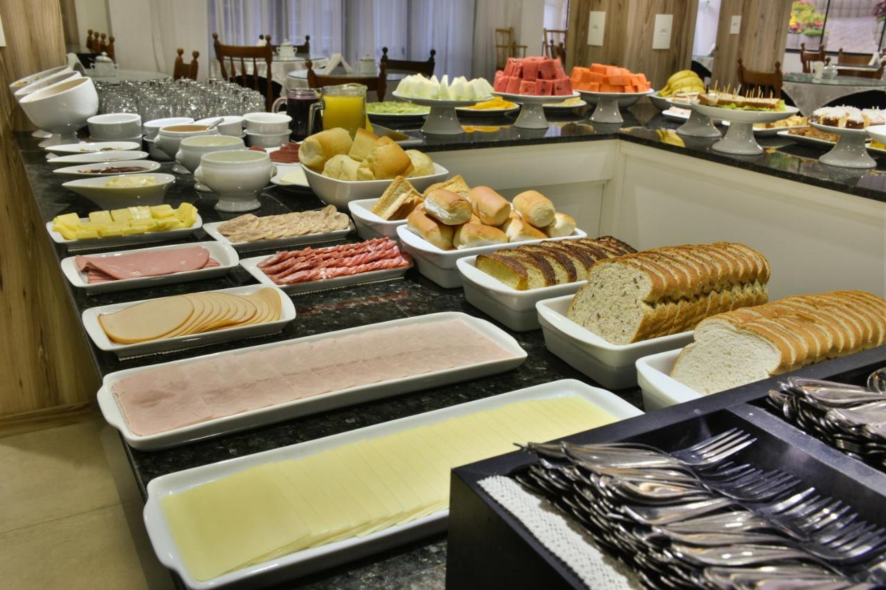 Pequeno Bosque Hotel