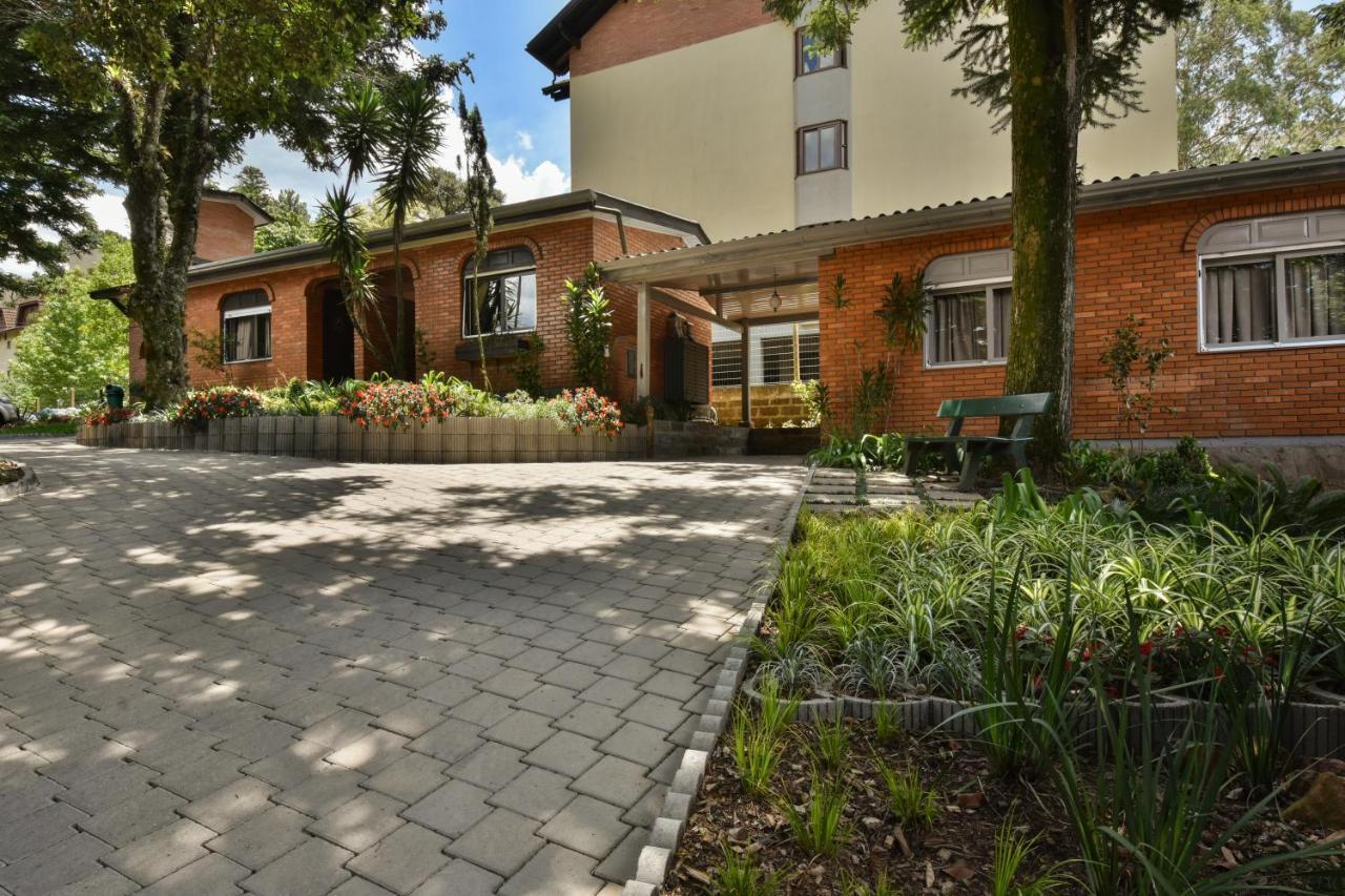 Pequeno Bosque Hotel